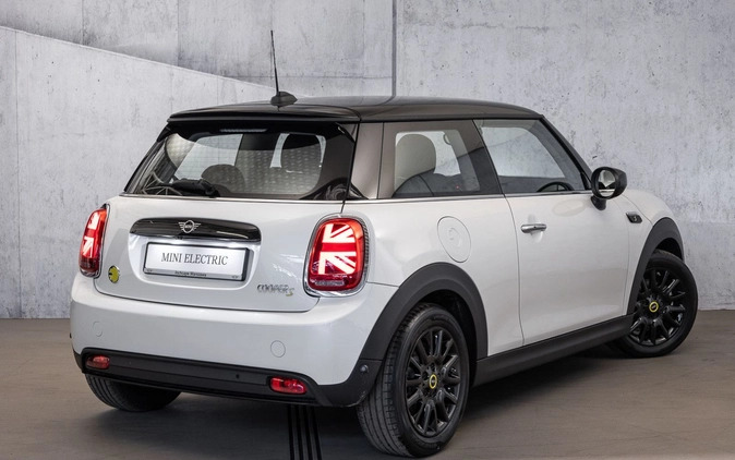 MINI Cooper S cena 149900 przebieg: 7, rok produkcji 2023 z Nowa Sól małe 191